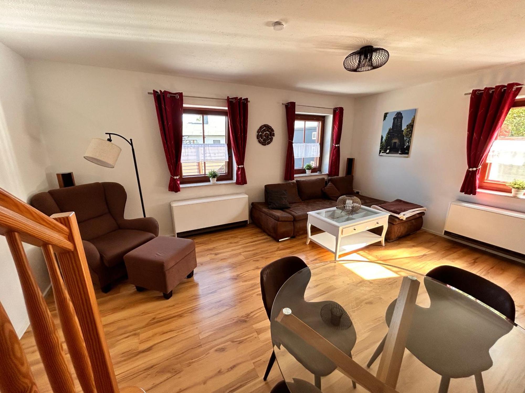 Ferienwohnung Mit Gartennutzung, Garage Und Wallbox Ebersbach-Neugersdorf 外观 照片